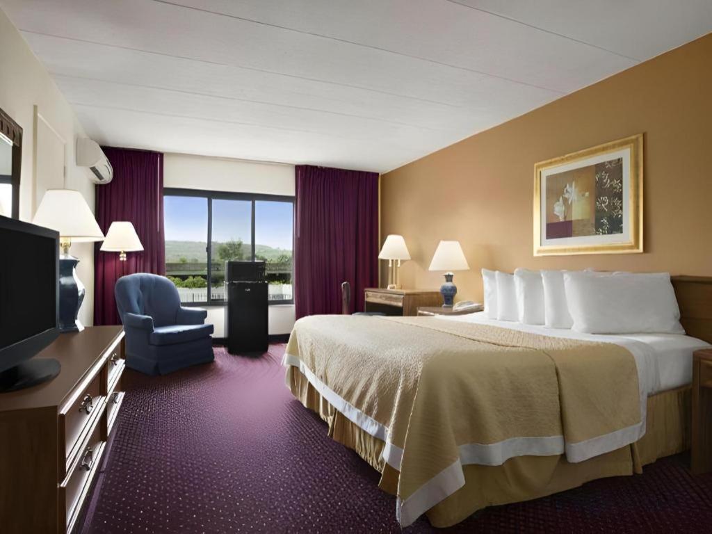 Ramadaby Wyndham Pittsburgh-New Stanton Ξενοδοχείο Εξωτερικό φωτογραφία